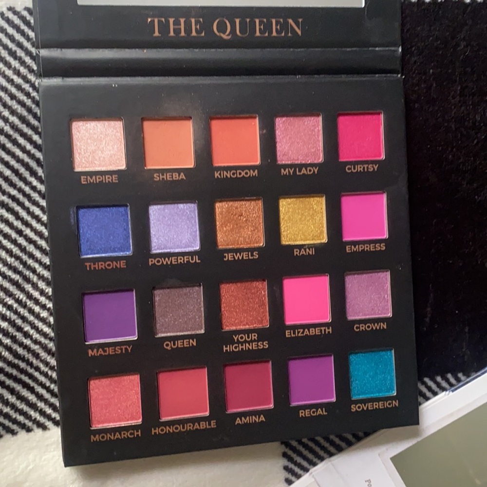 Makeup pallets - Picture 5 of 8